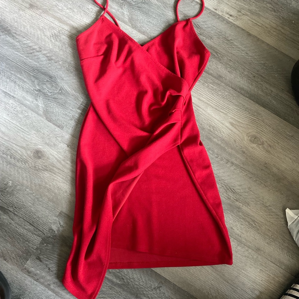 Mini red dress